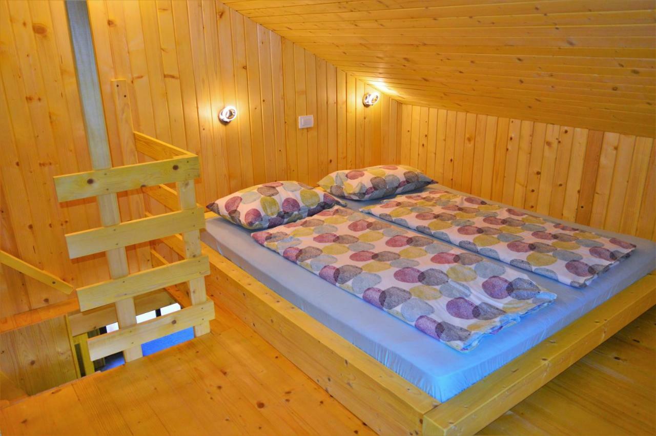 Sleeping With The Bees Kozjak 코바리드 외부 사진
